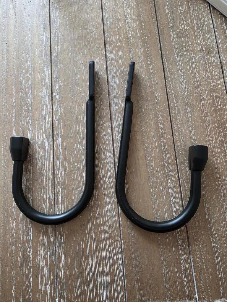 Zwarte gordijnhouders, 2 stuks, Minder dan 50 cm, Gebruikt, Zwart, Ophalen of Verzenden
