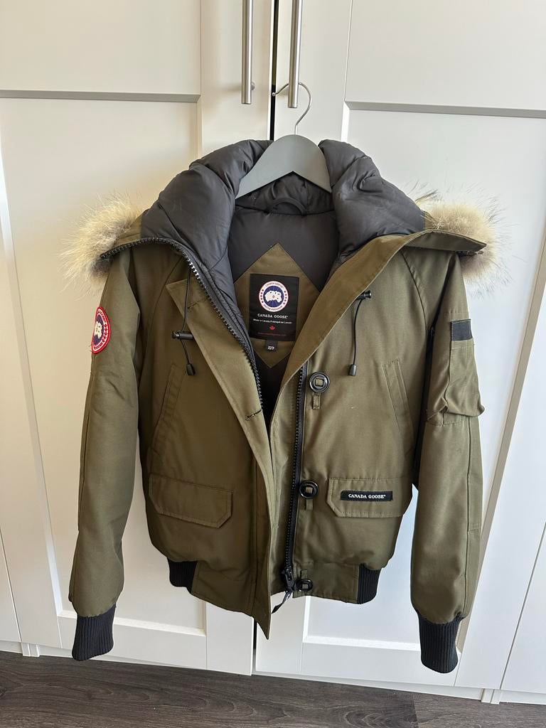 Canada goose, Ophalen, Zo goed als nieuw, Maat 34 (XS) of kleiner, Groen