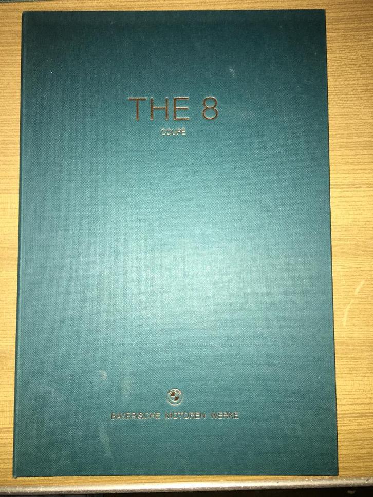 BMW 8 Coupé + M8 Gran Coupé hardcover brochures folders 2019, Boeken, Auto's | Folders en Tijdschriften, Zo goed als nieuw, BMW