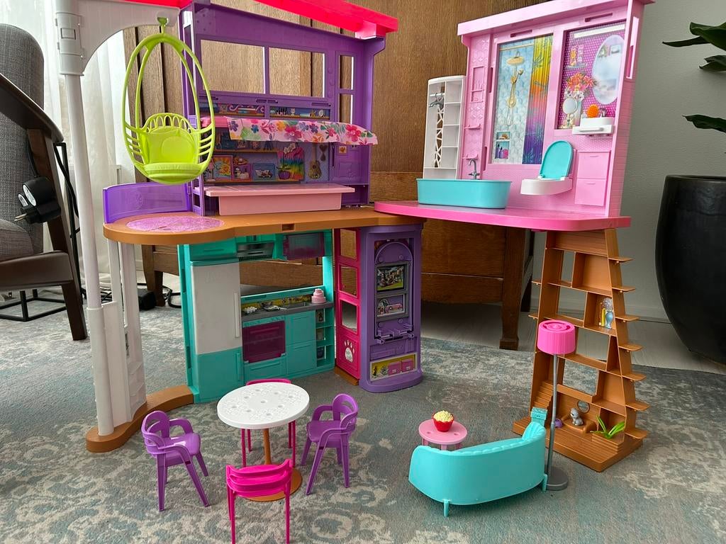 Barbiehuis Malibu, Ophalen, Zo goed als nieuw, Poppenhuis