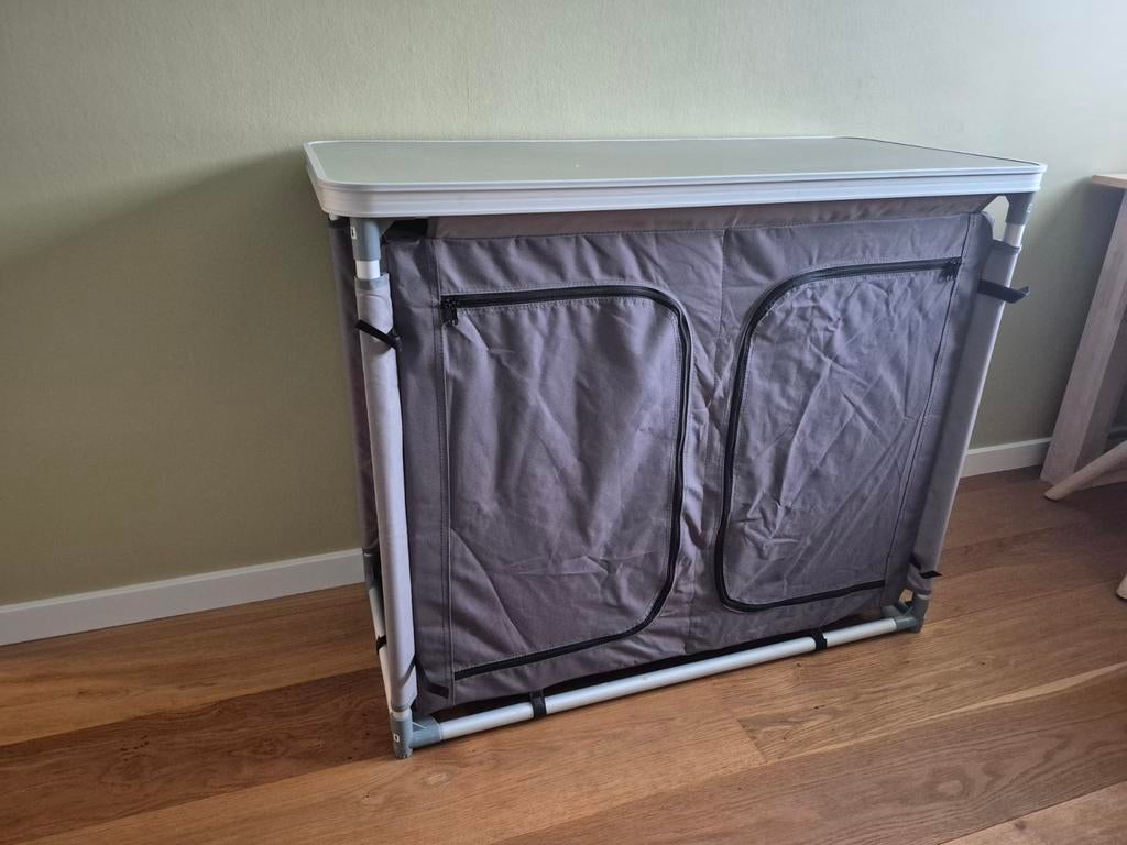 Obelink campingkast, Caravans en Kamperen, Kampeermeubelen, Ophalen of Verzenden, Zo goed als nieuw, Campingkast