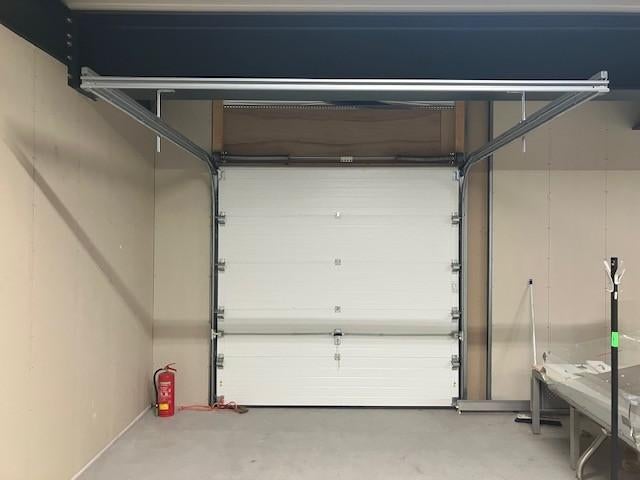 Overheaddeur - roldeur 2,5 x 2,5 mtr, Ophalen, Garagedeur, Zo goed als nieuw, 120 cm of meer