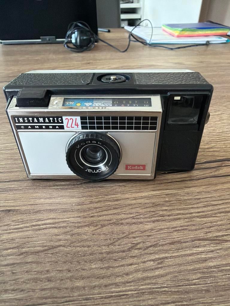 Kodak Instamatic 224 camera, Ophalen of Verzenden, Gebruikt, Compact, Kodak