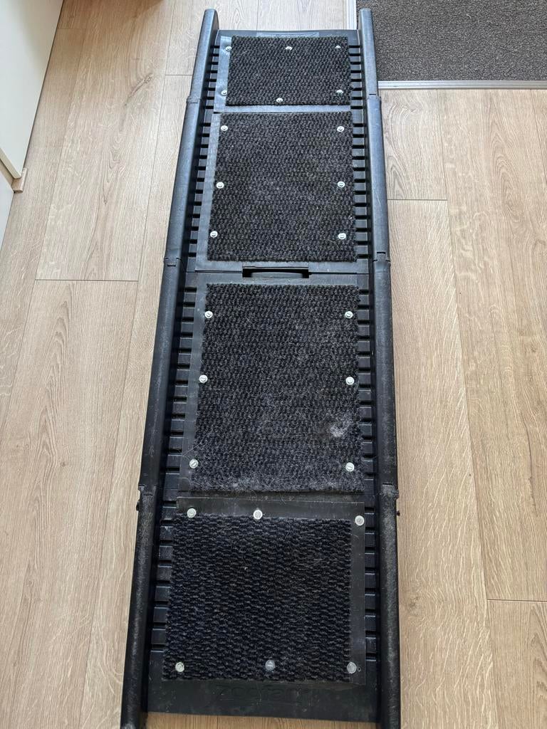 Handige opklapbare hondentrap / loopbrug, Ophalen, Gebruikt