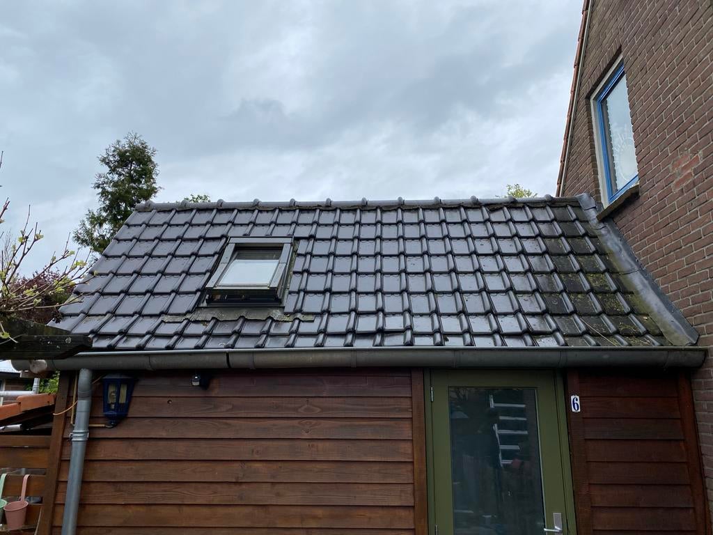 Zwarte dakpannen, gevelpannen, nokvorsten, nokpannen, Ophalen, Gebruikt, Steen of Klei, Zwart