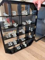 Vitrinekastje met swarovski beeldjes, Verzamelen, Ophalen, Gebruikt, Figuurtje