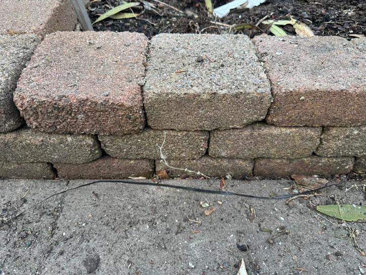 GRATIS STENEN – VANDAAG OP = OP, Tuin en Terras, Tegels en Klinkers, Zo goed als nieuw, Klinkers, Beton, Ophalen