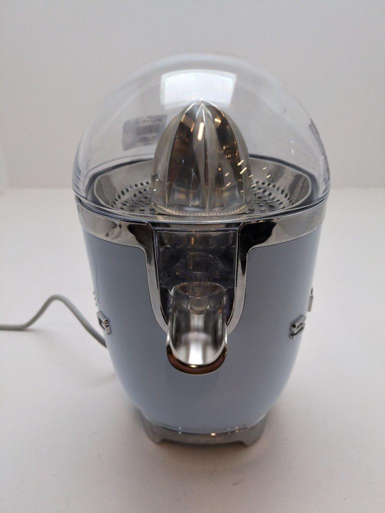 SMEG citruspers CJF11PBEU pastelblauw – retourdeal, Citruspers, Bruggestraat 18, Zo goed als nieuw, Elektrisch