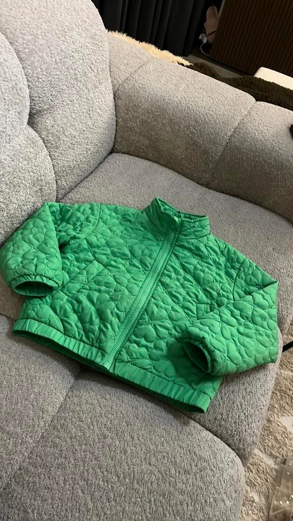 PIECES gewatteerd jasje – maat 122, Kinderen en Baby's, Kinderkleding | Maat 122, ., Ophalen of Verzenden, Zo goed als nieuw, .