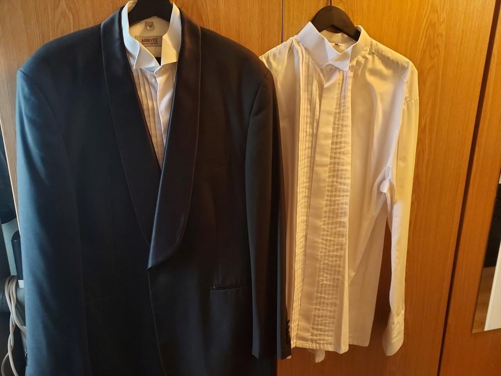 Smoking met overhemd en vlinderdassen, Maat 52/54 (L), ARRIVEE, Zwart, Ophalen of Verzenden