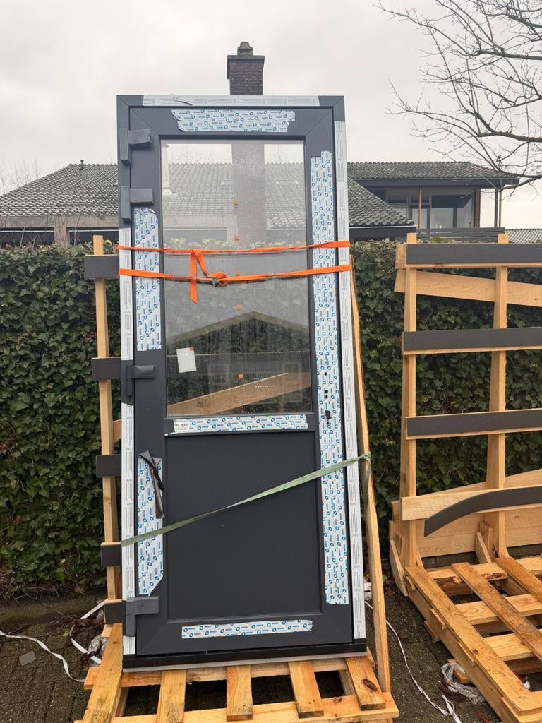 Kunststof achterdeur geheel nieuw , 100 x 240 cm, Doe-het-zelf en Verbouw, Kozijnen en Schuifpuien, Kunststof, Deurkozijn, Nieuw