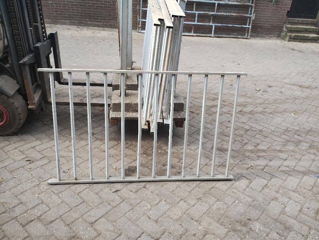 Hekwerk aluminium, Ophalen of Verzenden, Gebruikt, Aluminium, Spijlenhekwerk