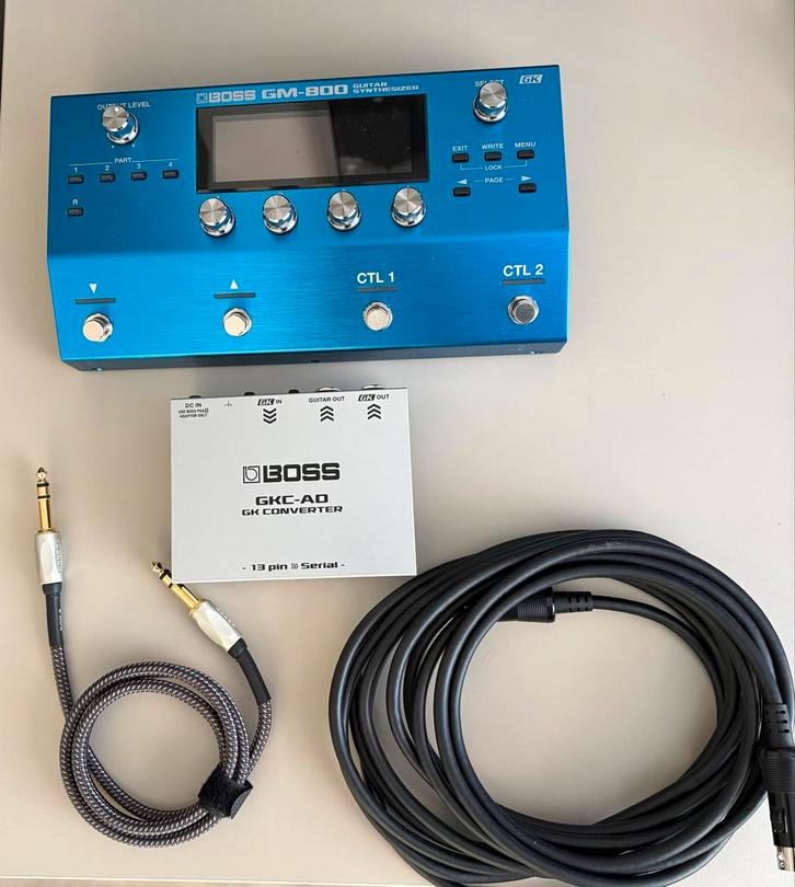 Boss GM-800 Gitaar Synthesizer + GKC-AD Converter, Muziek en Instrumenten, Effecten, Zo goed als nieuw, Multi-effect, Ophalen of Verzenden