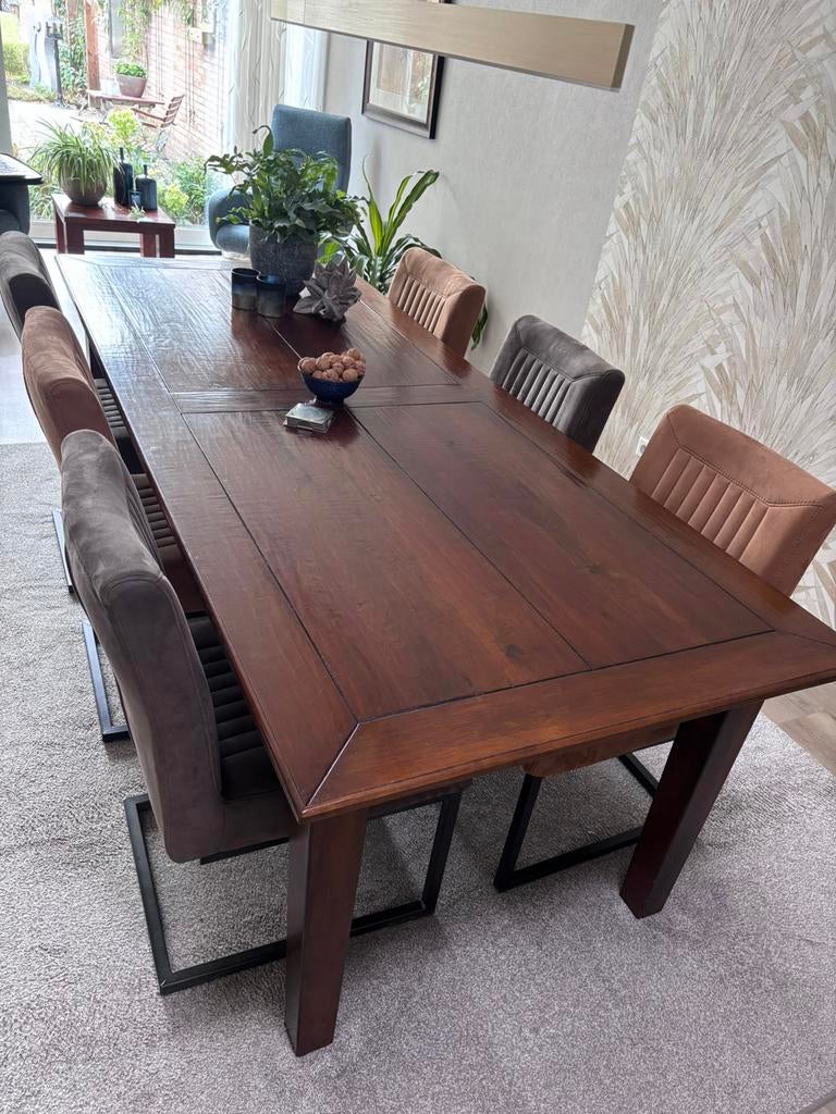 Grote houten eettafel, Huis en Inrichting, Complete eetkamers, Ophalen, Zo goed als nieuw, 4 tot 6 stoelen