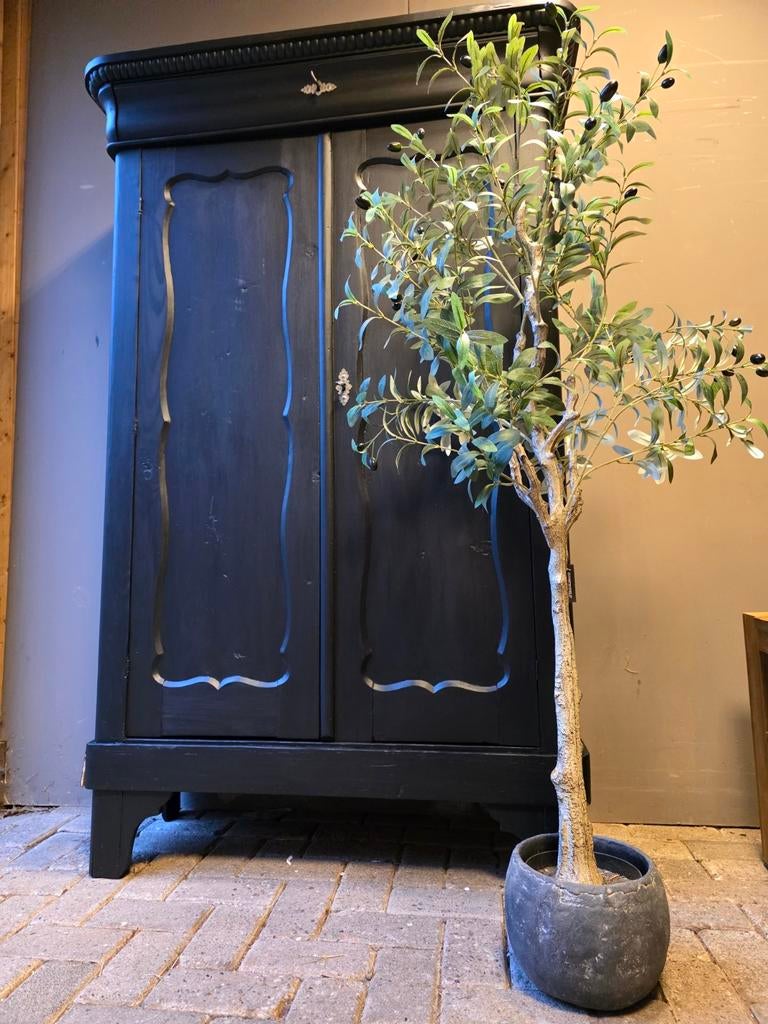 Zwarte biedermeier meidenkast kledingkast bezorgen mogelijk, Ophalen of Verzenden