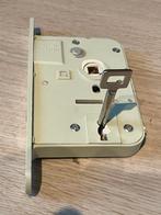 Nr.338: Nemef slot dag&nacht PVC, Ophalen of Verzenden, Zo goed als nieuw