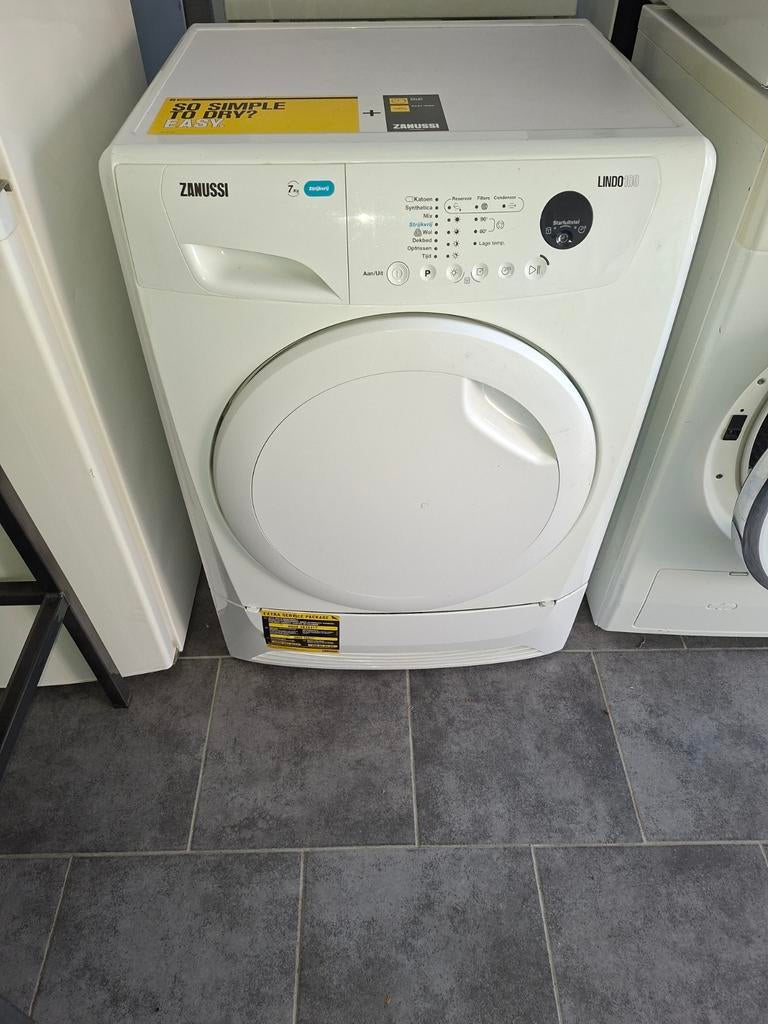 ZANUSSI CONDENSDROGER (7Kg), Ophalen, 6 tot 8 kg, Gebruikt, Anti-kreukfase