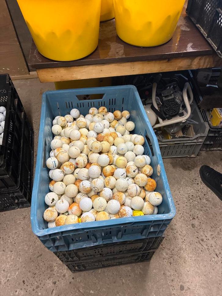 Mega partij 30.000 B-keuze golfballen - Ideaal voor training, Sport en Fitness, Golf, Gebruikt, Bal(len), Overige merken, Ophalen of Verzenden