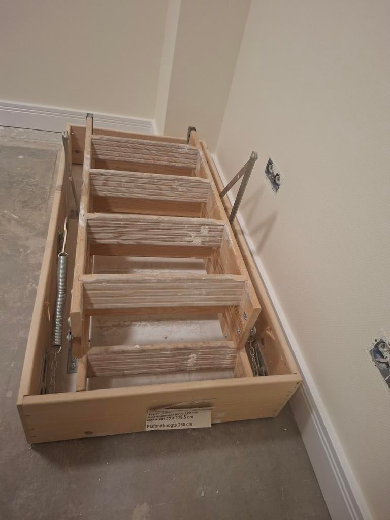Geb Novoform Vlieringtrap Type 1300 - Plafondhoogte 260cm, Ophalen, Nieuw, 2 tot 4 meter