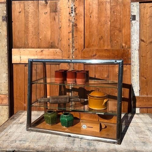 Vitrinekast op toonbank origineel 1930 bakker 64 x 28,5 x 50, Ophalen, Met plank(en), Gebruikt, Brocante vintage