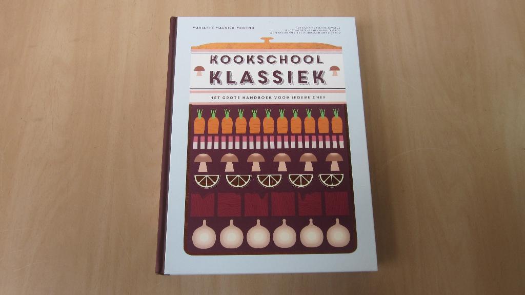 Kookschool Klassiek - Marianne Magnier-Moreno, Boeken, Zo goed als nieuw, Europa, Marianne Magnier-Moreno, Tapas, Hapjes en Dim Sum