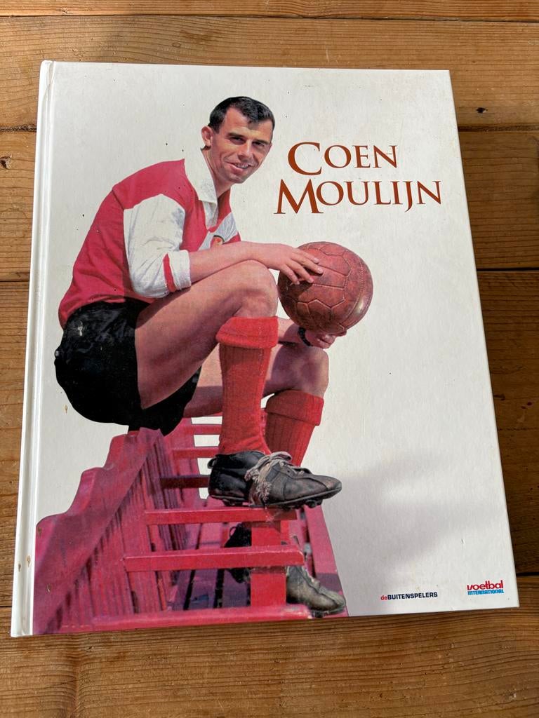 Boek Coen Moulijn, Boeken, Ophalen of Verzenden, Gelezen, Balsport