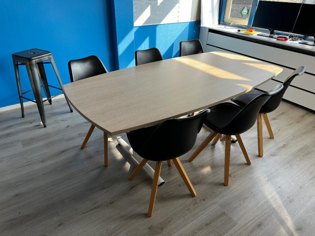 Vergadertafel met 6 stoelen + bureaus te koop, Werkplek, Ophalen, Gebruikt, Tafel