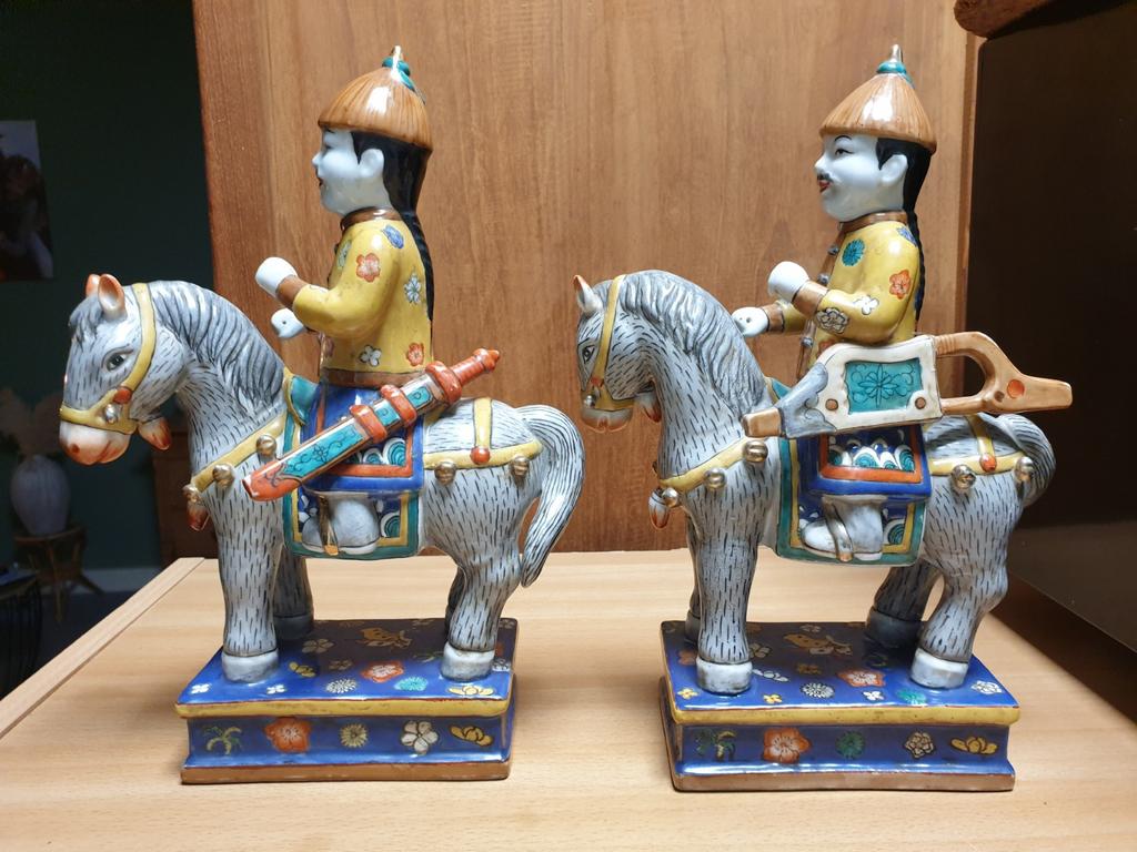 2 japanse /chinese beeldjes, Ophalen of Verzenden, Overige typen