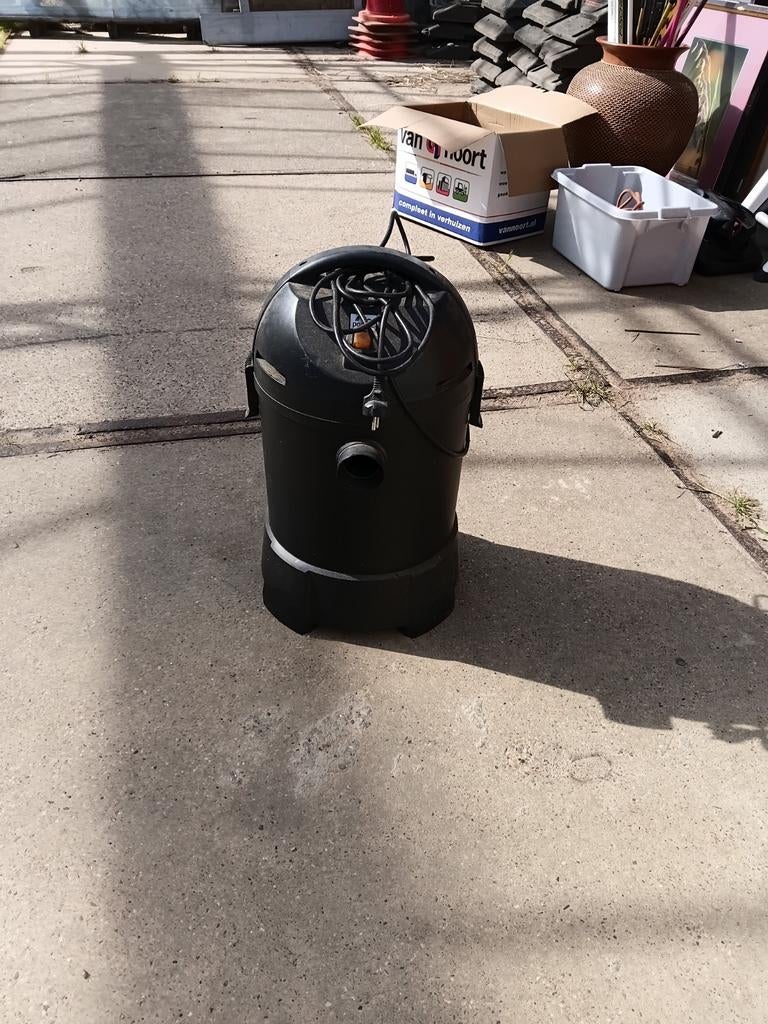 Pontec nat/droog stofzuiger voor vijveronderhoud, Ophalen, Gebruikt, Waterstofzuiger, Reservoir