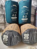 2 Nieuwe Quechua Slaapzakken & 2 Zelfopblaasbare Matrassen, Caravans en Kamperen, Ophalen of Verzenden