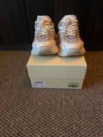 Axel arigato sneaker izgsy maat 39, Kleding | Dames, Schoenen, Beige, Ophalen of Verzenden, Axel arigato, Sneakers of Gympen