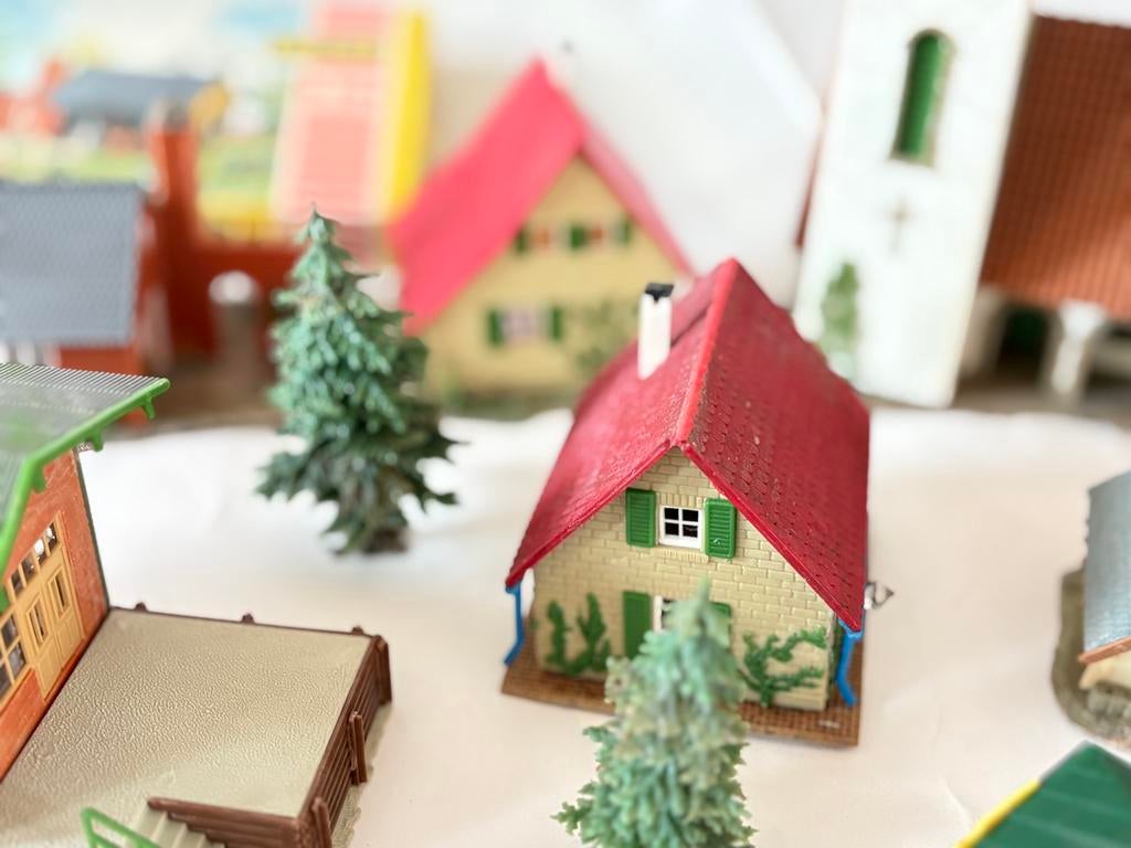 FALLER H0 kavel modelbouwhuisjes jaren ‘60 o.a. B-240 B-154, Hobby en Vrije tijd, Modeltreinen | H0, Overige merken, Gebruikt