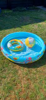 Zwembadje met bal en zwembandje., Ophalen, Gebruikt
