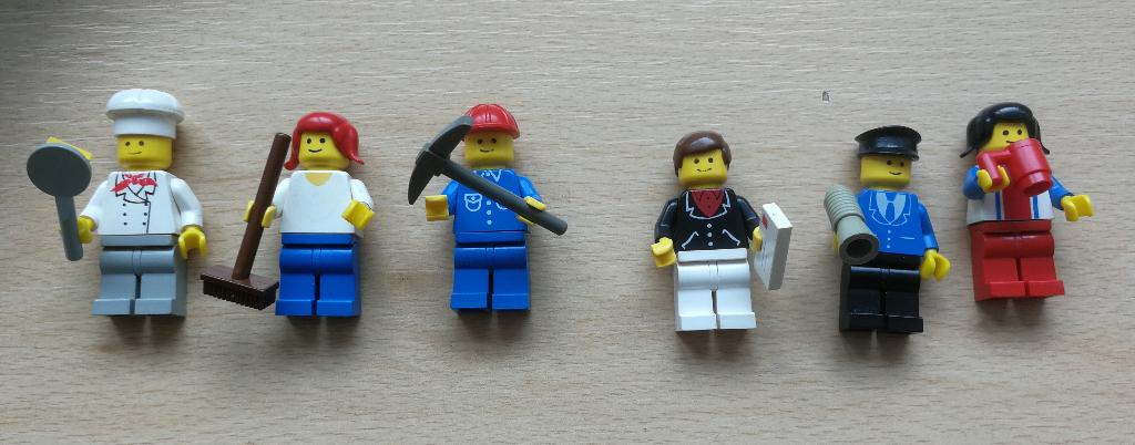 Lego Town - 6302-1 Mini-figure set - 1982, Kinderen en Baby's, Speelgoed | Duplo en Lego, Ophalen of Verzenden, Zo goed als nieuw