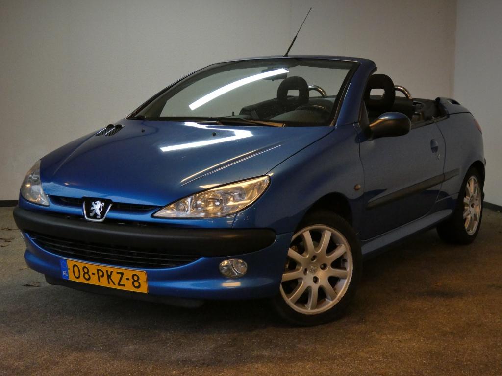 Peugeot 206 CC 1.6-16V (bj 2002), Auto's, Elektrische ramen, Gebruikt, 4 cilinders, Cabriolet