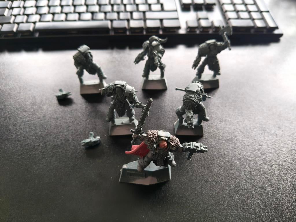 Warhammer 30k Horus Heresy: Space Wolves Varagyr & Wolflord, Ophalen of Verzenden, Gebruikt, Warhammer 40000, Figuurtje(s)