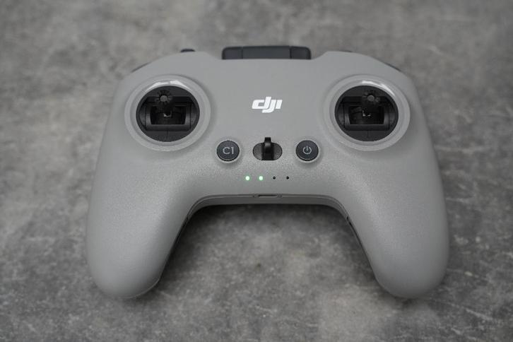 DJI Avata 2 FPV Remote Controller, Audio, Tv en Foto, Drones, Zo goed als nieuw, Ophalen of Verzenden