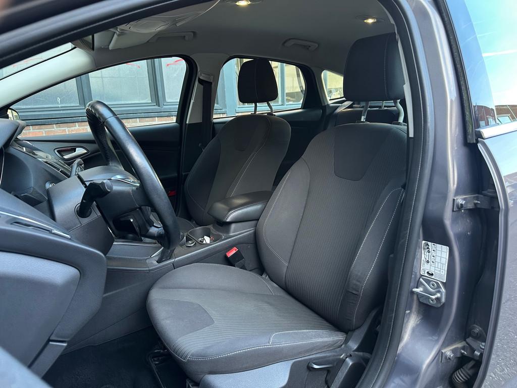 Ford Focus 1.0 EcoBoost Titanium|Nap|Cruise|Led|Climatronic, Euro 5, 101 pk, Gebruikt, Bruin