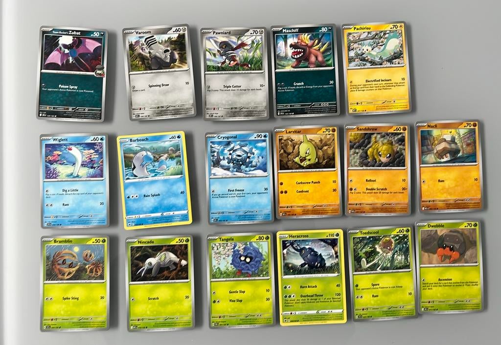Pokemon common bulk, Ophalen of Verzenden, Zo goed als nieuw