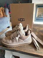 Ugg lowmel zgan originele sneakers in de doos, Beige, Ophalen of Verzenden, Sneakers of Gympen, Zo goed als nieuw