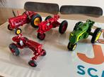 Kwartet tractors John Deere Massey Harris Farmall Ertl, Hobby en Vrije tijd, Modelauto's | Overige schalen, Ophalen of Verzenden