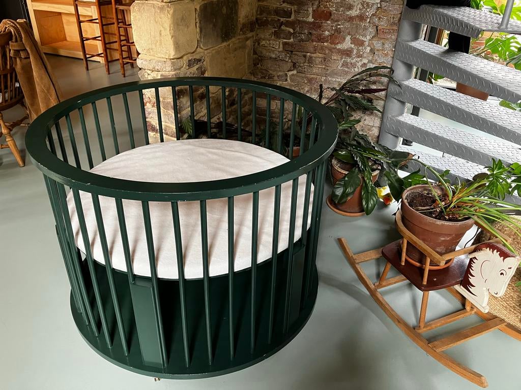 Ronde box met wieltjes en matras, Kinderen en Baby's, Boxen, Ophalen, Gebruikt, Rond, Wieltjes