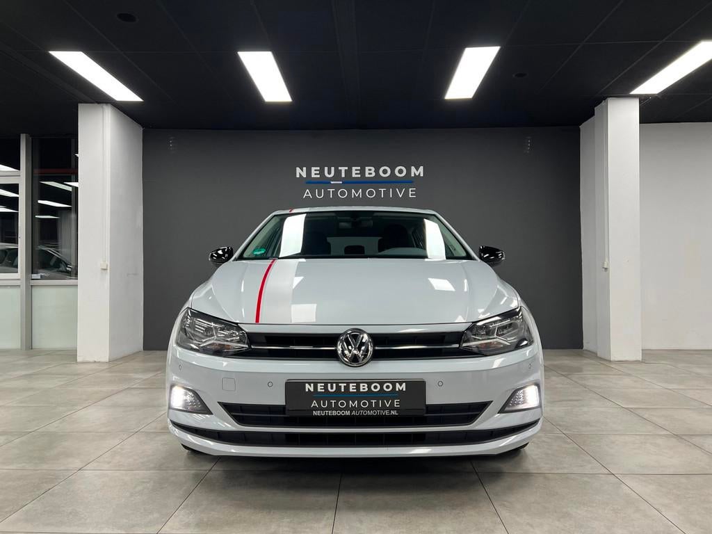 Volkswagen Polo 1.0 Beats | Stoelverwarming | Carplay |, 1005 kg, Gebruikt, Zwart, LED verlichting
