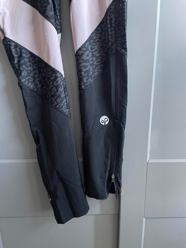 Leontien fietsbroek met ritsje - Maat L, Zwart, Maat 42/44 (L), Ophalen of Verzenden, Hardlopen of Fietsen