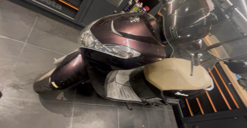 Scooter Peugeot kisbee, Ophalen