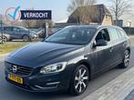 Volvo V60 2.4 D6 AWD Summum 2014 Grijs Xenon Leer (bj 2014), Auto's, Automaat, Zwart, 11 kWh, Te koop