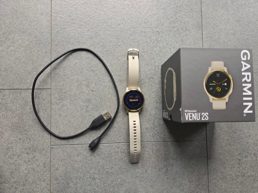 Garmin Venu 2S goud/beige, Conditie, Gebruikt, Ophalen of Verzenden, Waterdicht