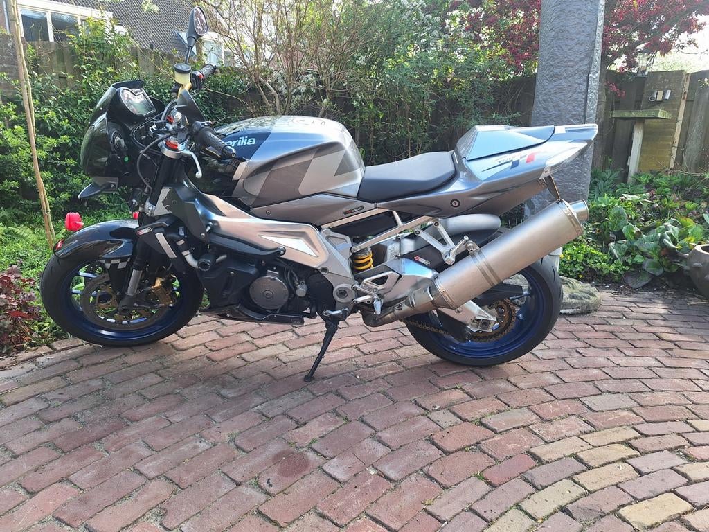 Aprillia Tuono 1000 R 2006, Particulier, Naked bike