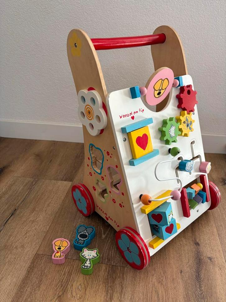 Woezel en Pip loopwagen, Kinderen en Baby's, Speelgoed | Babyspeelgoed, Gebruikt, Overige typen, Met wieltjes, Ophalen