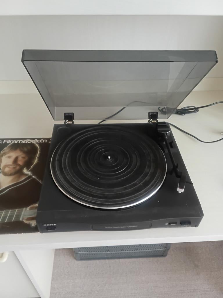 Sony halfautomatische platenspeler met nieuwe naald, Ophalen of Verzenden